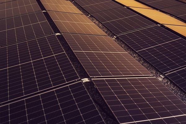 Panneau solaire photovoltaïque : l'avenir de votre énergie verte